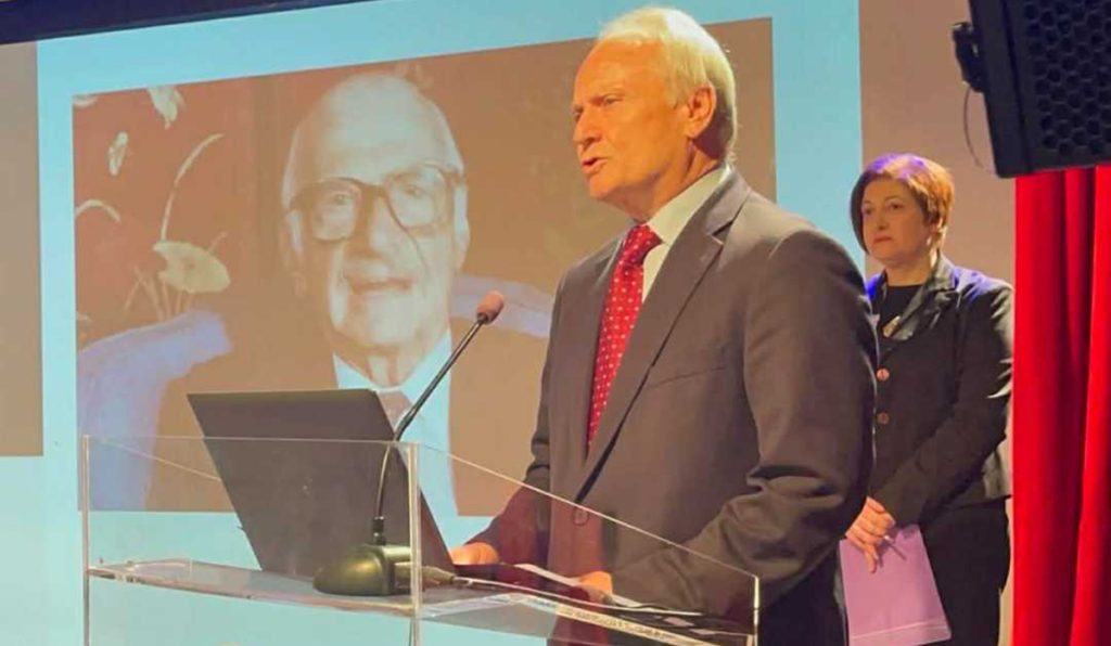 Γιάννης Ανδριανός