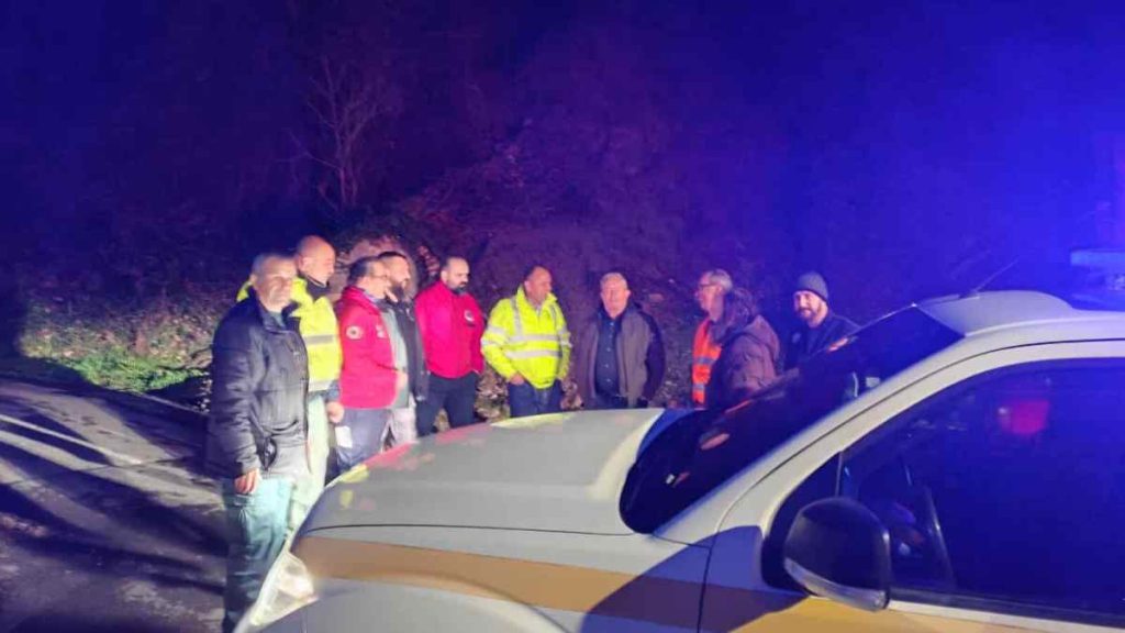 Καλαμάτα εκκένωση οικισμών