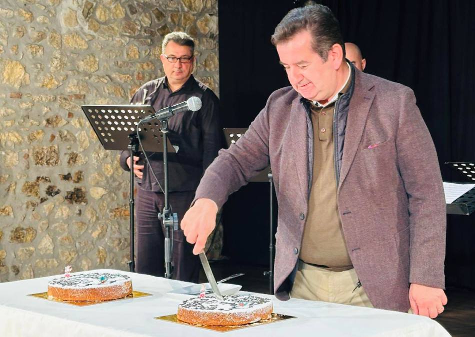 κοπή Πρωτοχρονιάτικης πίτας Δημοτικό Θέατρο και Φιλαρμονική Άργος