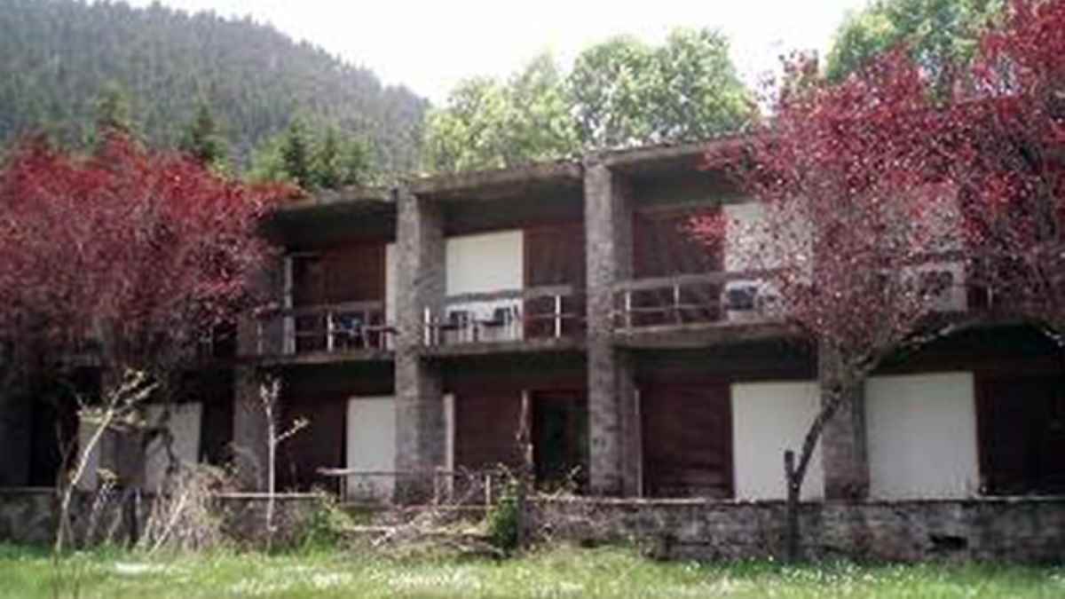 Προς μίσθωση έως 50 χρόνια το Ξενία Βυτίνας