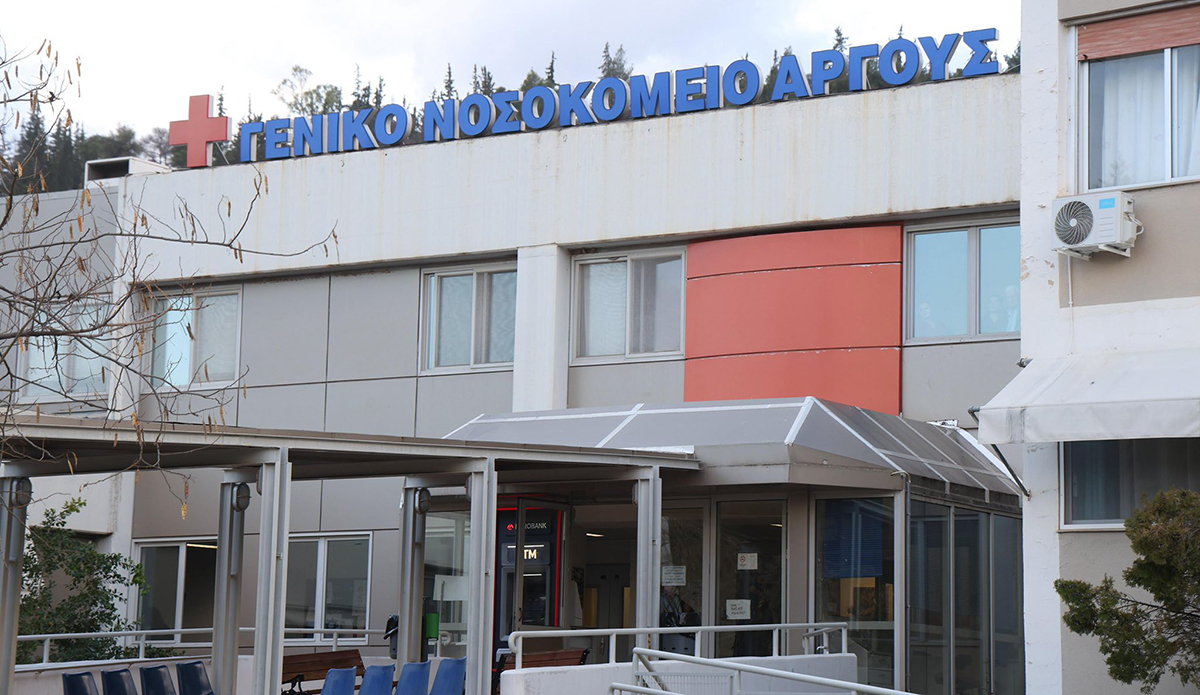 Άργος: Αδέσποτα δάγκωσαν ποδηλάτη στην οδό Τσώκρη