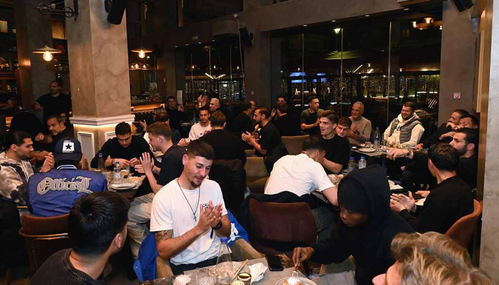 Η ΠΑΕ Παναργειακός έκοψε την πρωτοχρονιάτικη πίτα