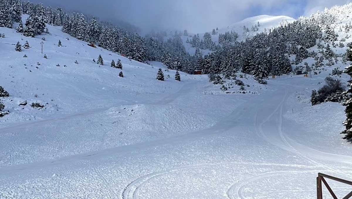 Χιονοδρομικό Κέντρο Μαινάλου: Στα «λευκά» με τέλεια ποιότητα χιονιού