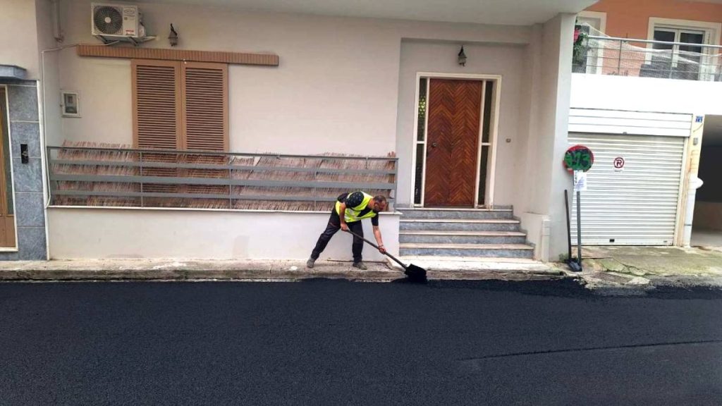 Άργος ασφαλτοστρώσεις στις οδούς Πολυκλείτου και Πασχαλινοπούλου