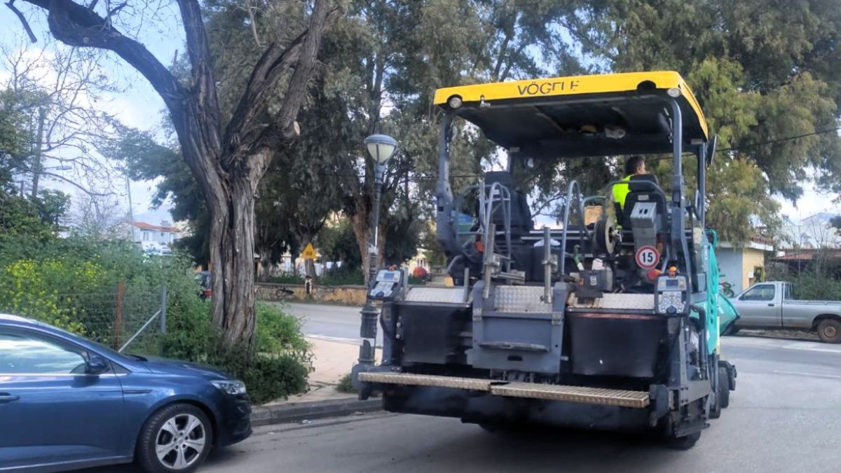 Συνεχίζονται και σήμερα οι ασφαλτοστρώσεις στο Άργος