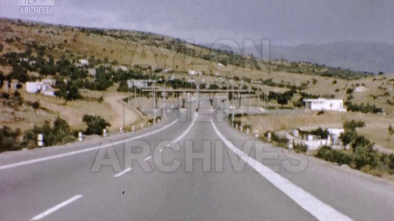 Απόγευμα στην Εθνική Οδό Αθηνών – Κορίνθου το 1969 (Βίντεο)