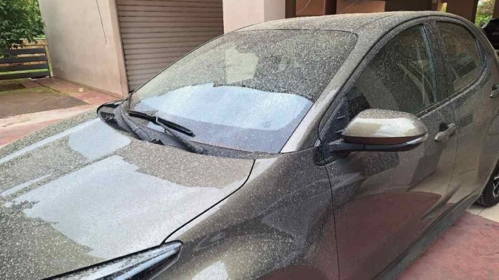 Αυτοκίνητα με λασποβροχή άλυση.