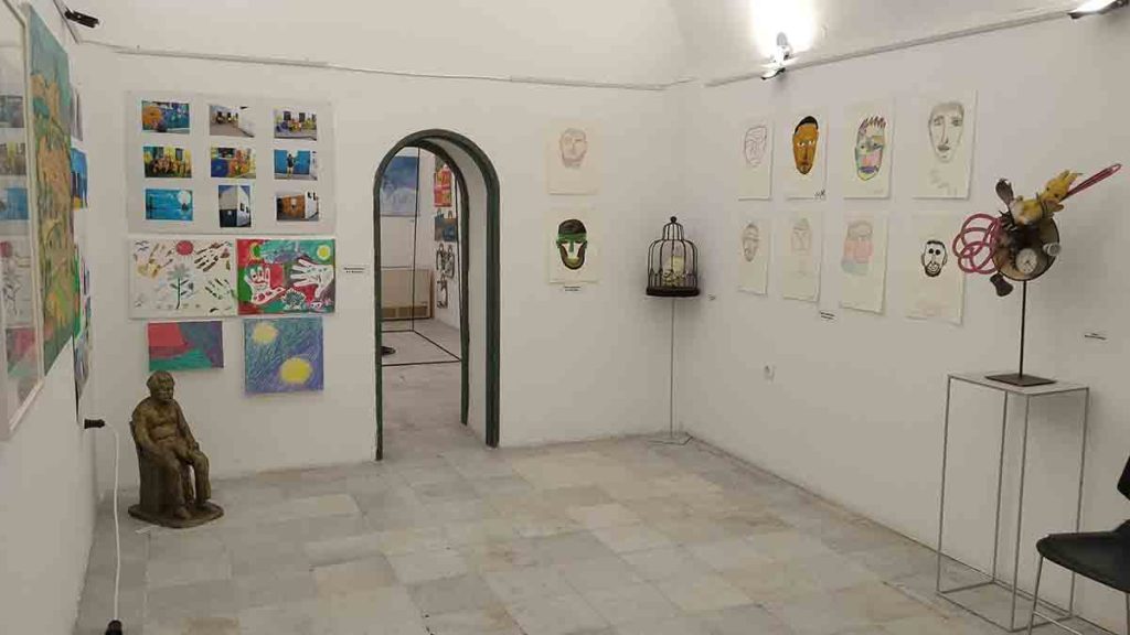 Εικαστική έκθεση με έργα καλλιτεχνών και εγκλείστων Φυλακών στο Βουλευτικό Ναυπλίου