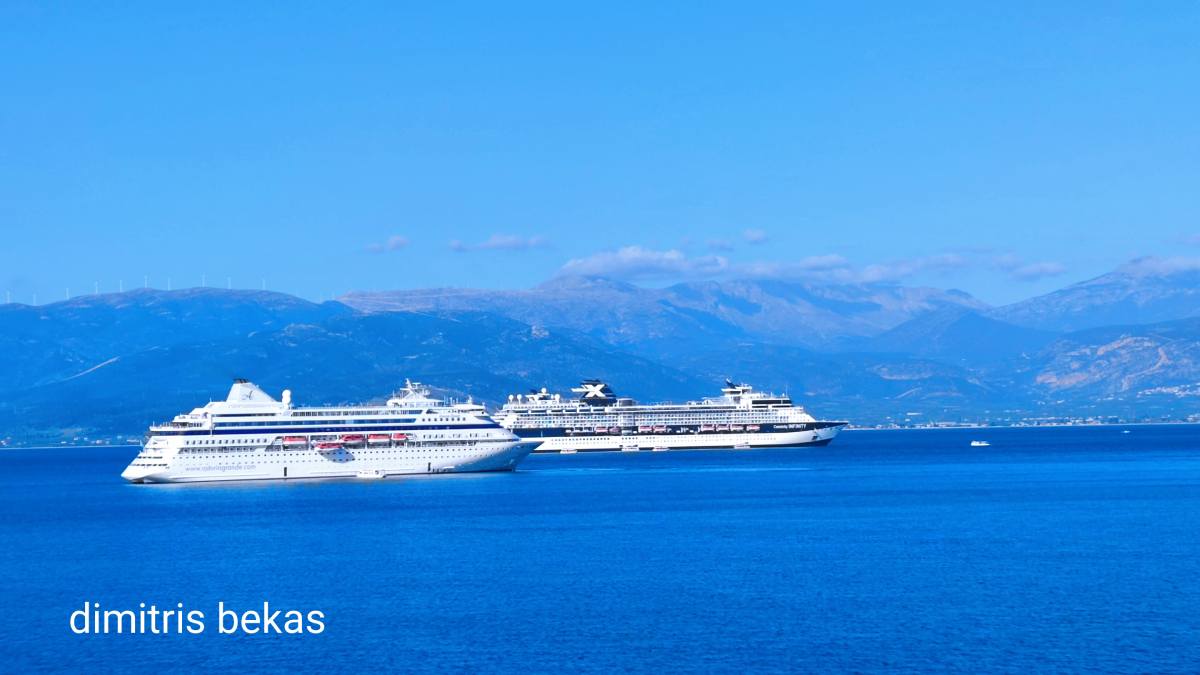 Διπλή άφιξη κρουαζιερόπλοιων στο Ναύπλιο: Πάνω από 2.300 επιβάτες εξερευνούν την ιστορική πόλη