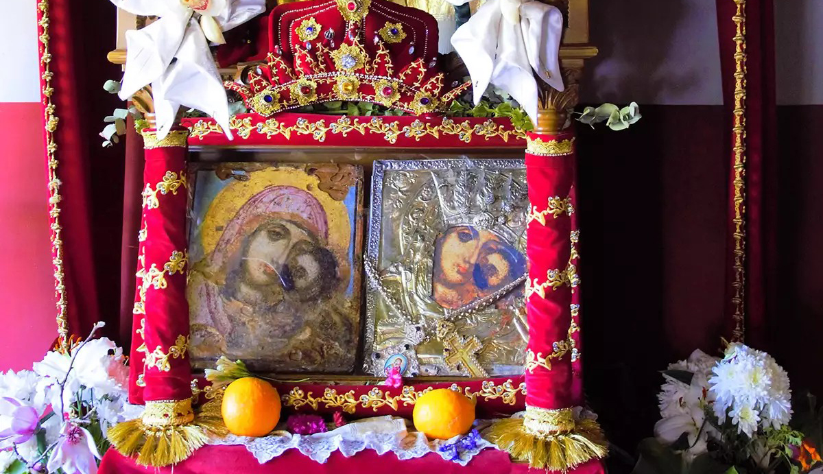 Άργος: Πήγαν να …προσκυνήσουν και έκλεψαν την Πορτοκαλούσα