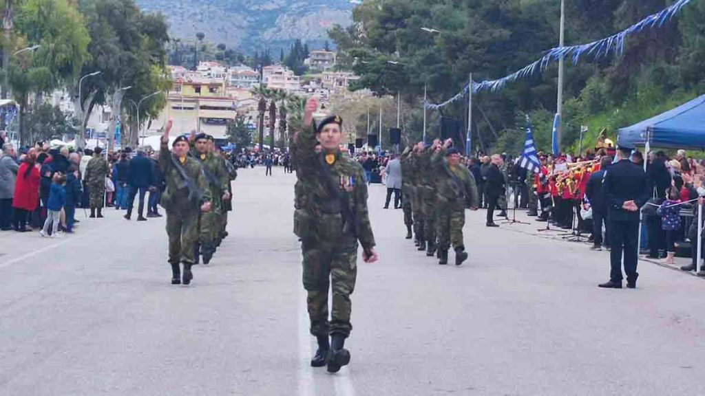 Παρέλαση 25ης Μαρτίου στο Ναύπλιο