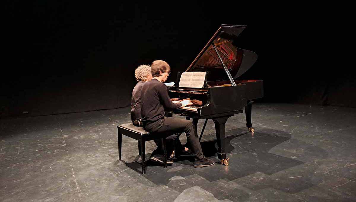 Ο βραβευμένος πιανίστας Φίληβος Γκάτζιος ενθουσίασε στην Καλαμάτα