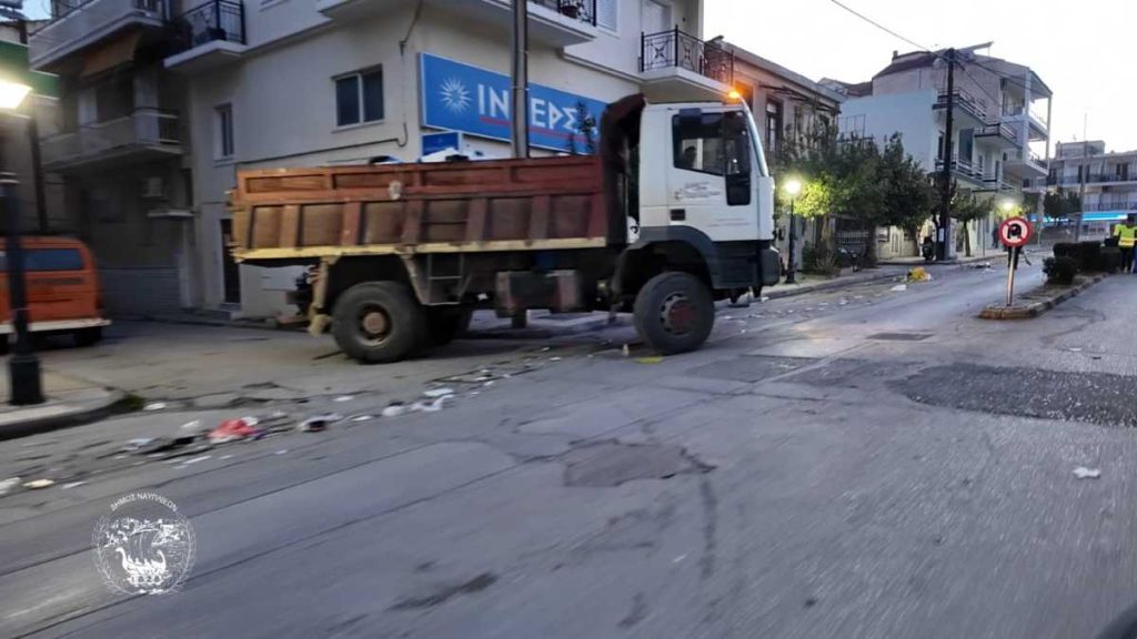 Σκουπίδια μετά το πανηγύρι στην Πρόνοια Ναυπλίου