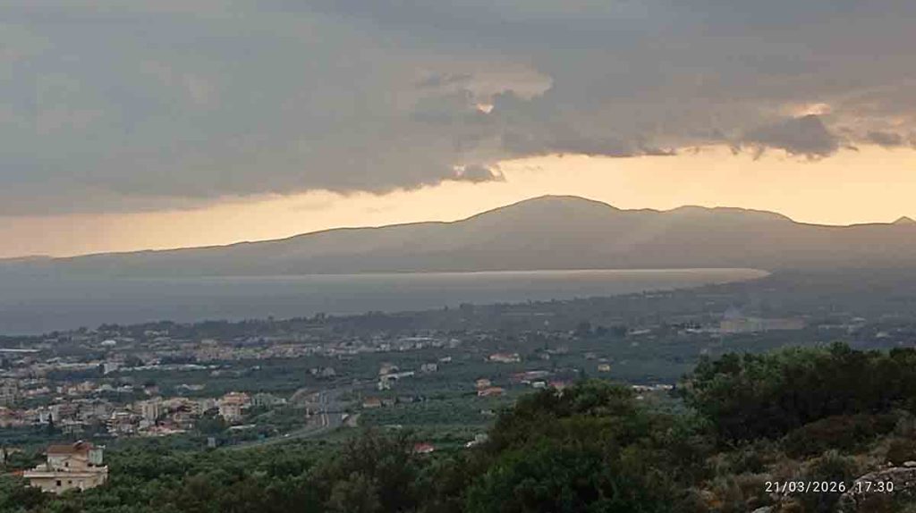 Ο Βασίλης, ο τελευταίος βοσκός δίπλα στην Καλαμάτα, και μια ζωή που αρνήθηκε να αλλάξει