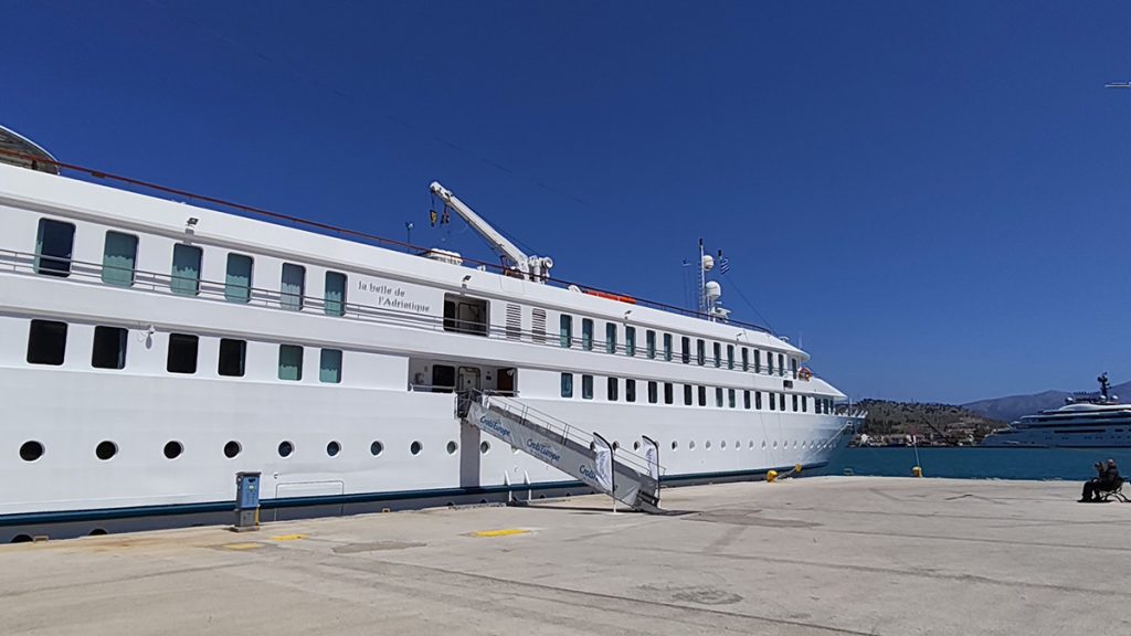 Κρουαζιερόπλοιο la belle de l'adriatique στο Ναύπλιο
