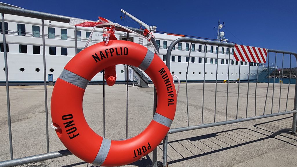 Κρουαζιερόπλοιο la belle de l'adriatique στο Ναύπλιο