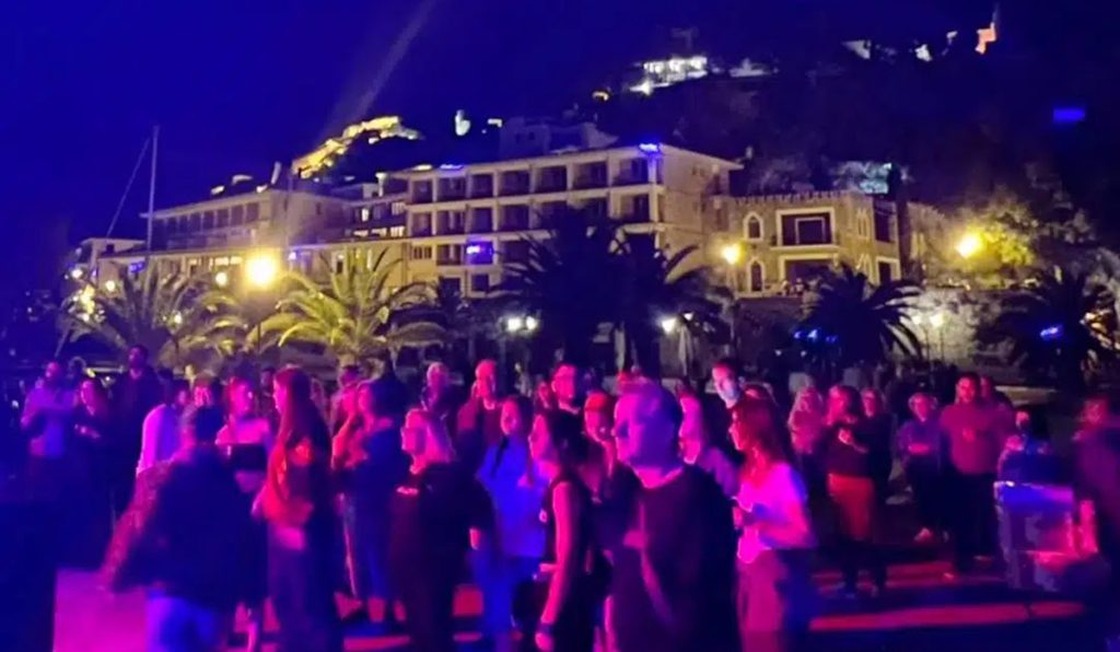 Αντιπολεμική συναυλία στον Φάρο Ναυπλίου