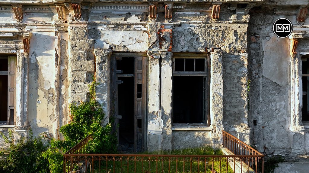 Το στοιχειωμένο Αρχοντικό Κοντού στα Άνω Λεχώνια