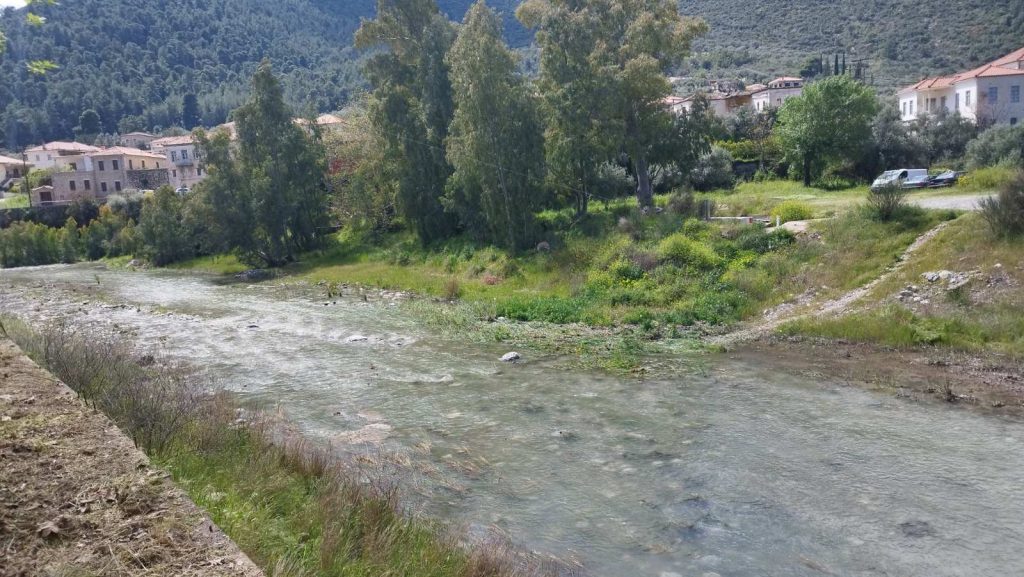 Φουσκωμένος Δαφνώνας στο Λεωνίδιο, νερά στο ποτάμι