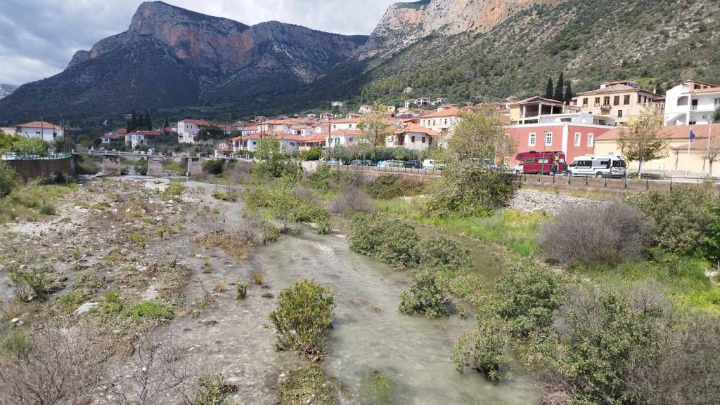 Φουσκωμένος Δαφνώνας στο Λεωνίδιο, νερά στο ποτάμι