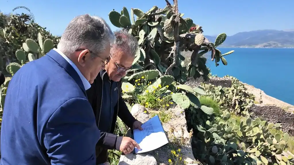 Επίσκεψη Κουτσούμπα στην Ακροναυπλία