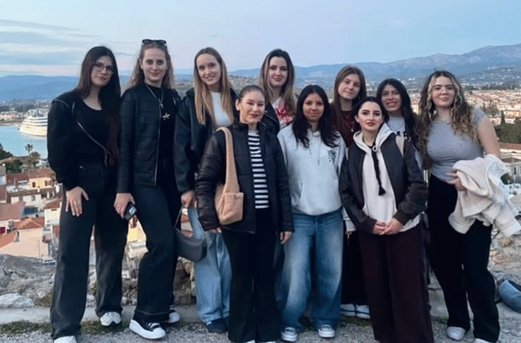 Το 2ο ΓΕΛ Ναυπλίου υποδέχτηκε μαθητές από τη Ρουμανία μέσω Erasmus+