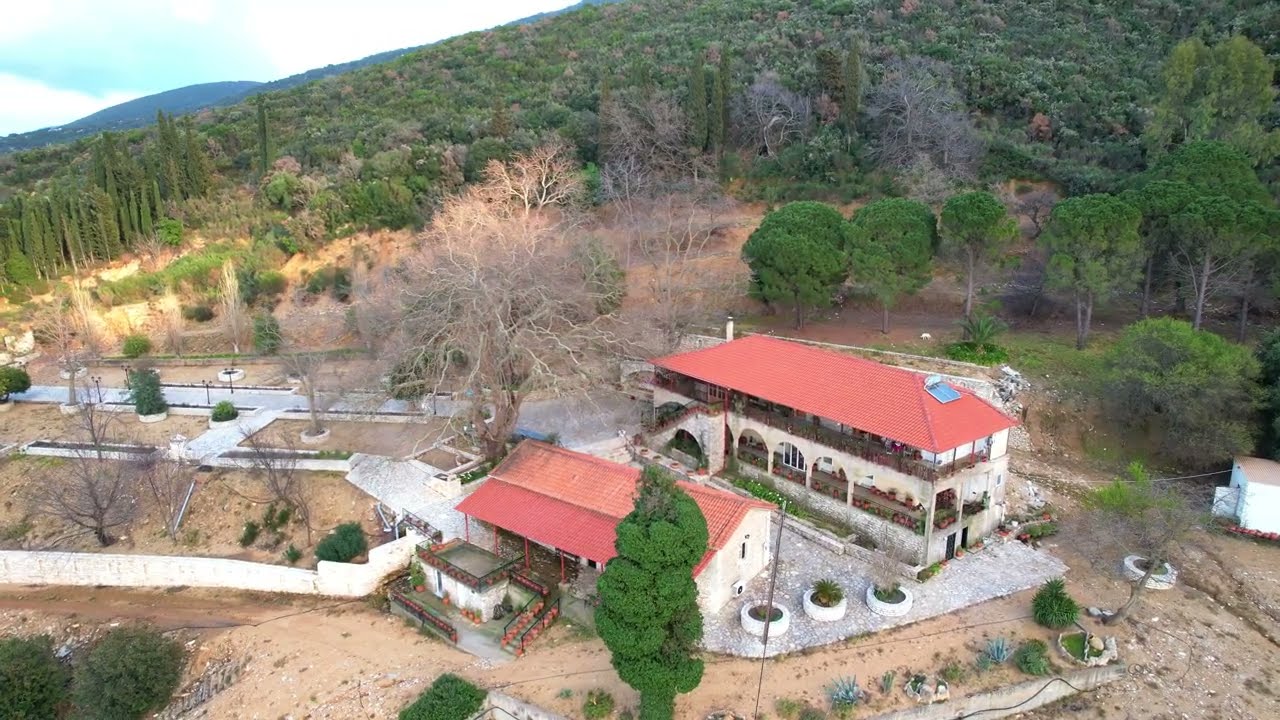 Το άγνωστο μοναστήρι της Μεσσηνίας με τον παράξενο θρύλο που θα σε μαγέψει