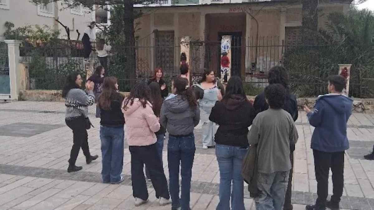 Αφιέρωμα στον Νίκο Καρούζο στο Ναύπλιο