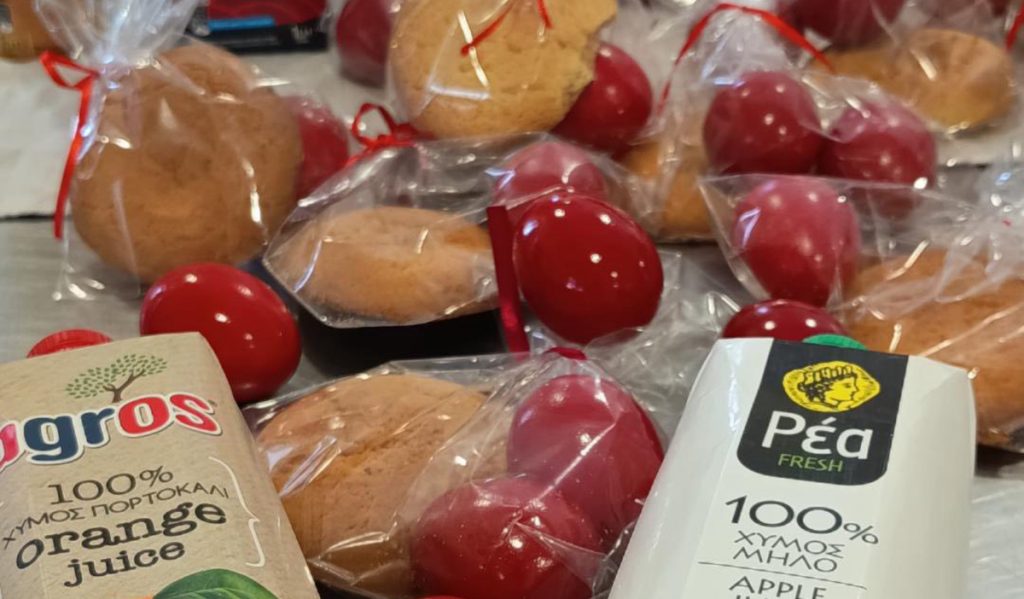 Πασχαλινό γεύμα αγάπης στην Ευαγγελίστρια Ναυπλίου