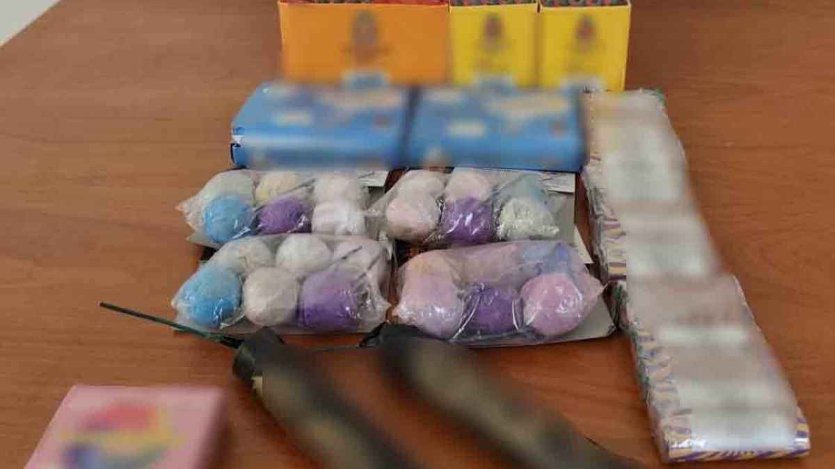 Σύλληψη 55χρονης στο Ναύπλιο για κροτίδες και πυροτεχνήματα