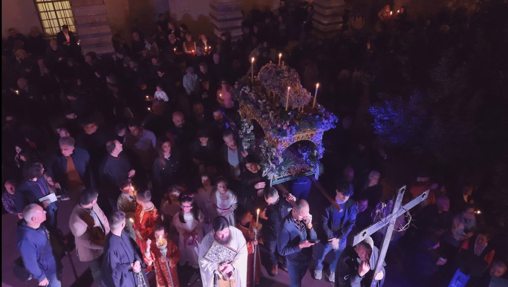 Ναύπλιο περιφορά συνάντηση επιταφίων Μεγάλη Παρασκευή 2026