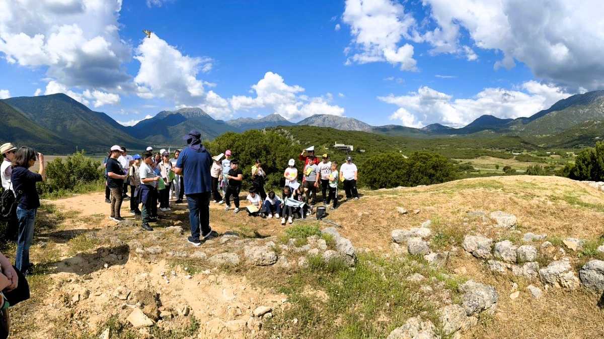 Το  Δημοτικό Σχολείο Καλλιάνων Κορινθίας στις «Πράσινες Πολιτιστικές Διαδρομές 2026»
