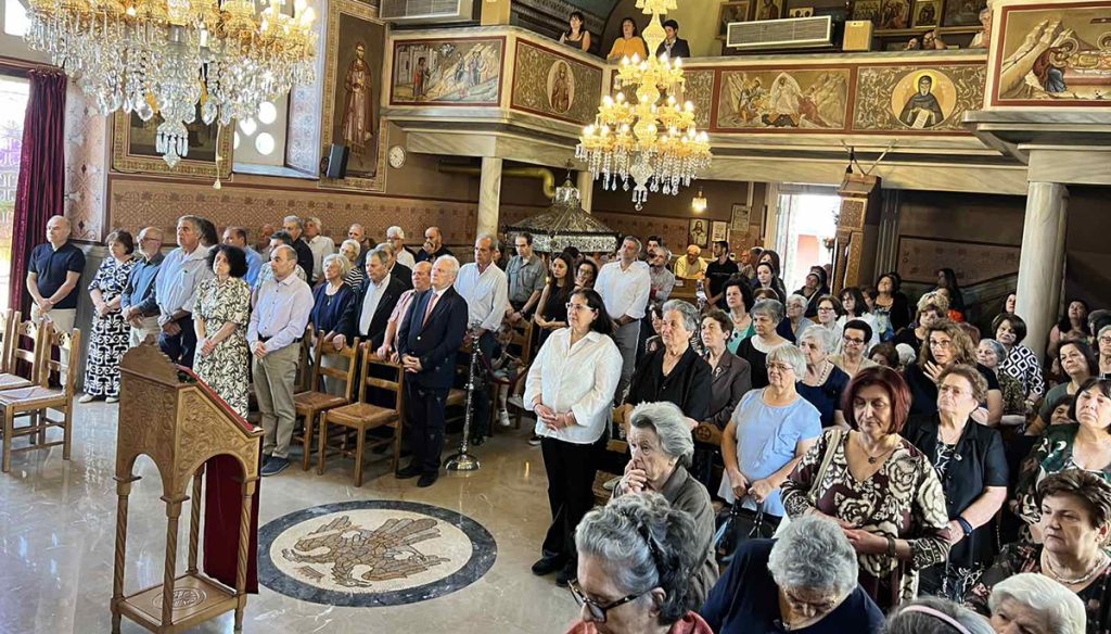 εορτασμός της Πεντηκοστής στην Αγία Τριάδα Λυγουριού
