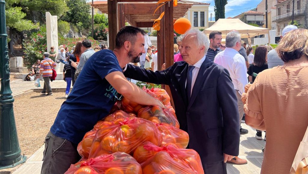 Ο Γιάννης Ανδριανός στη 1η Γιορτή Πορτοκαλιού στη Νέα Επίδαυρο