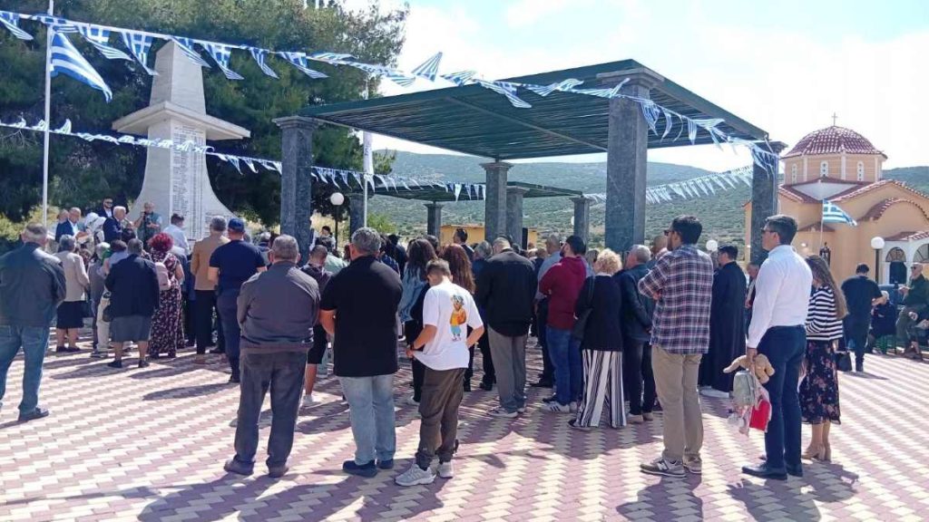 Λίμνες μνημόσυνο