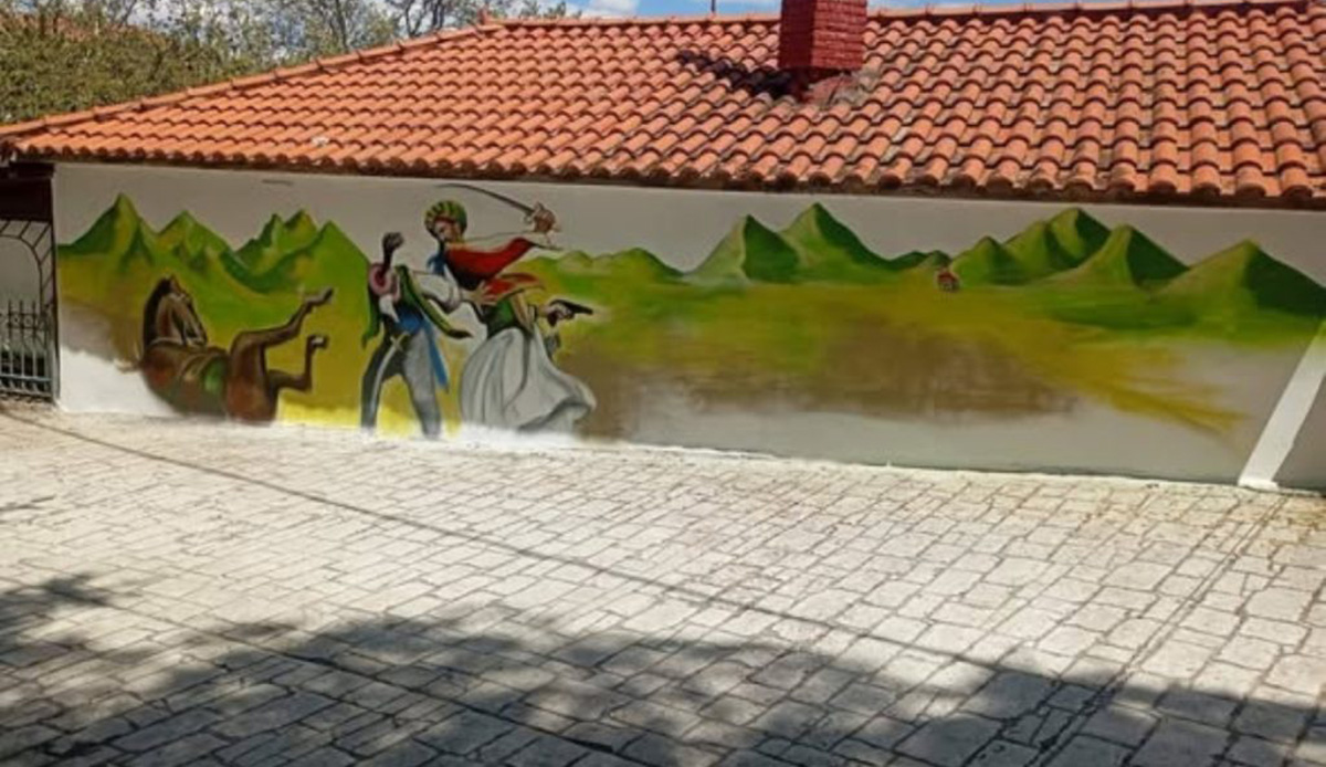 Άνω Δολιανά: Ο Νικηταράς «ζωντανεύει» μέσα από εντυπωσιακές τοιχογραφίες