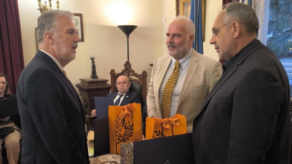 Ορφανός Κέρκυρα