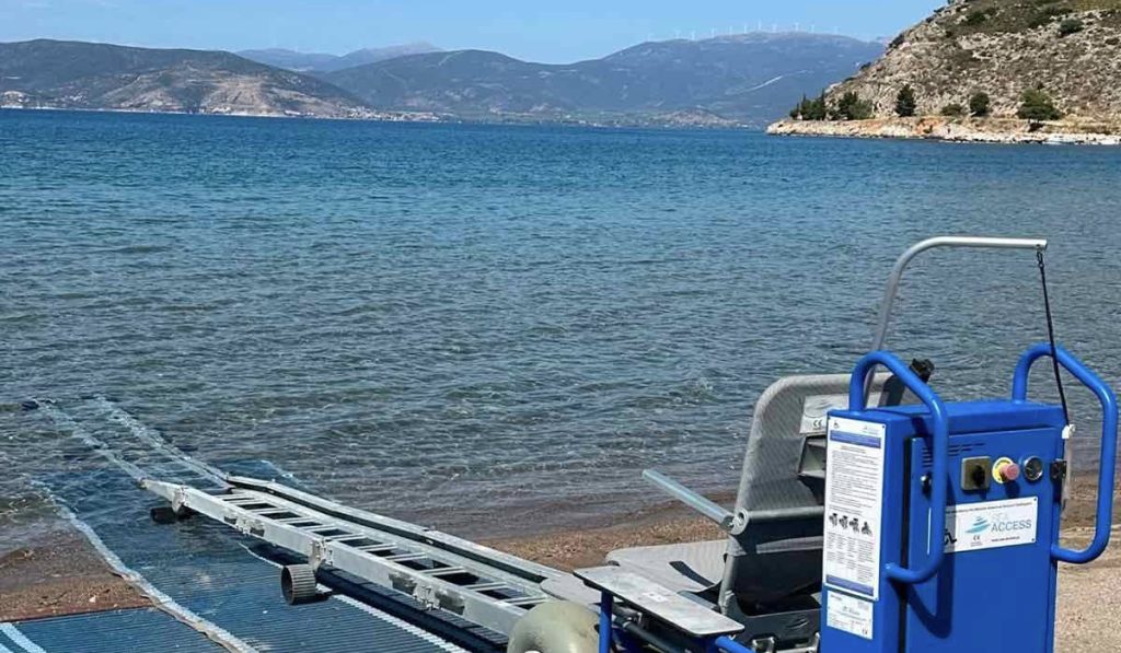 Εγκαταστάσεις για ΑΜΕΑ στην παραλία της Καραθώνας στο Ναύπλιο