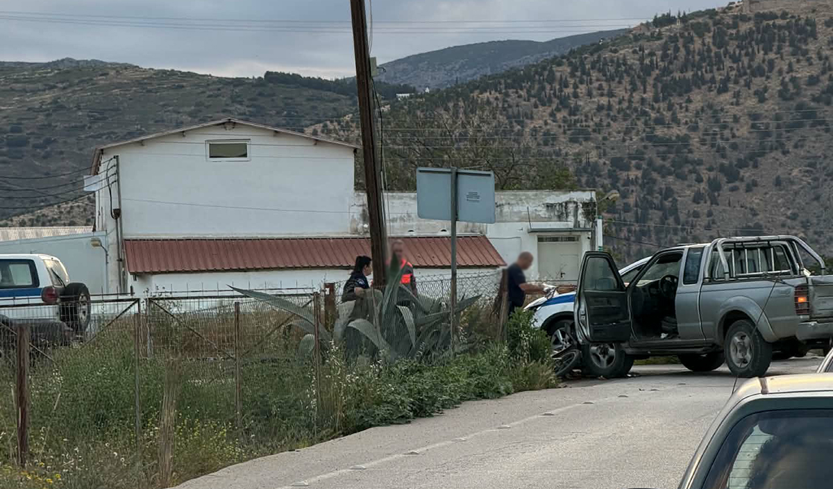 Τραγωδία στο Άργος: Νεκρός ο οδηγός του δικύκλου μετά το σφοδρό τροχαίο
