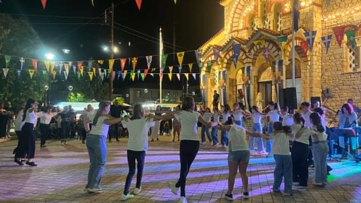 Αγία Τριάδα: Μεγάλο παραδοσιακό γλέντι με τη «Mia Band»
