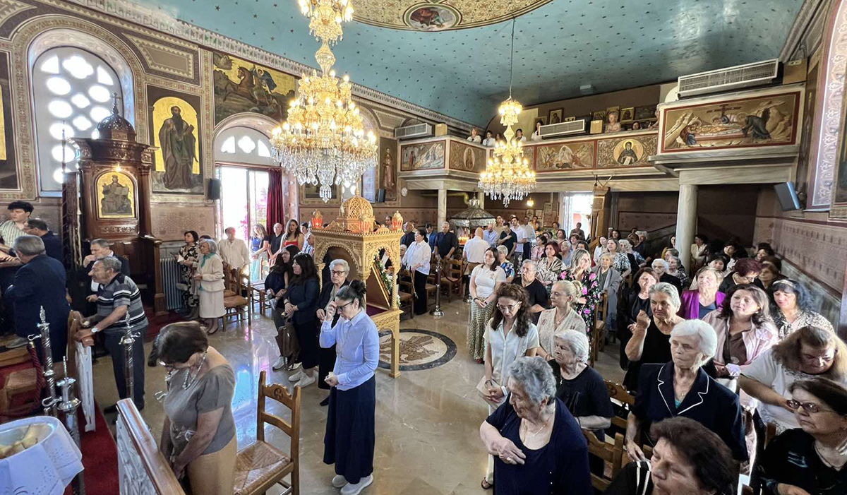 Πλήθος πιστών στην πανήγυρη του Αγίου Πνεύματος στο Λυγουριό