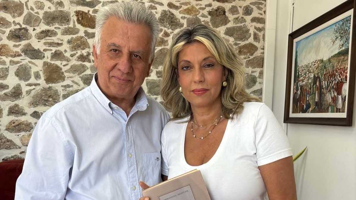 Ερμιονίδα: Η Άννα Καραμανλή ενημερώθηκε για τον τουρισμό και τη μαρίνα