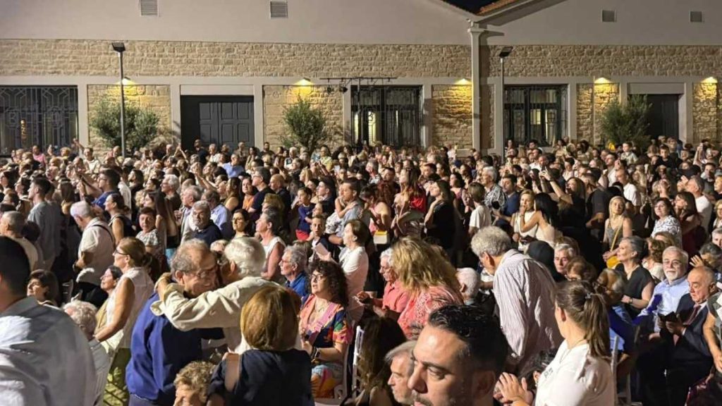 εγκαίνια κέντρου σπανός Κιάτο