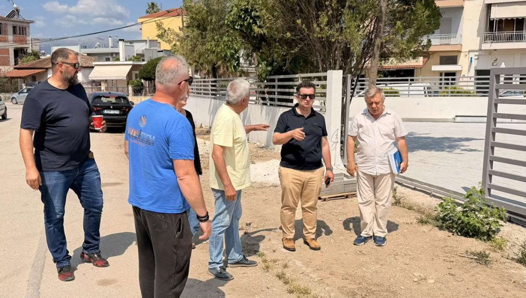 Ο Γιάννης Μαλτέζος στο κτήριο στο οποίο θα στεγαστεί το Αστυνομικό Τμήμα στη Νέα Κίο