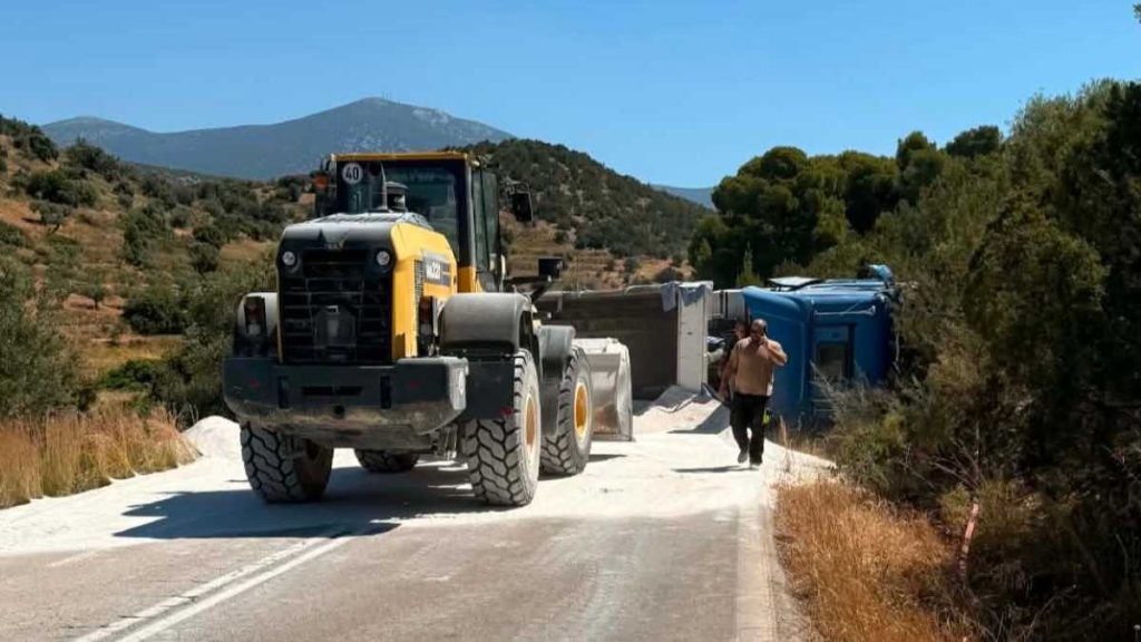 Νταλίκα Φούρνους δίπλωσε