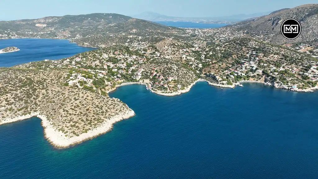 Παραλία Ντουλάπι στον Σαρωνικό