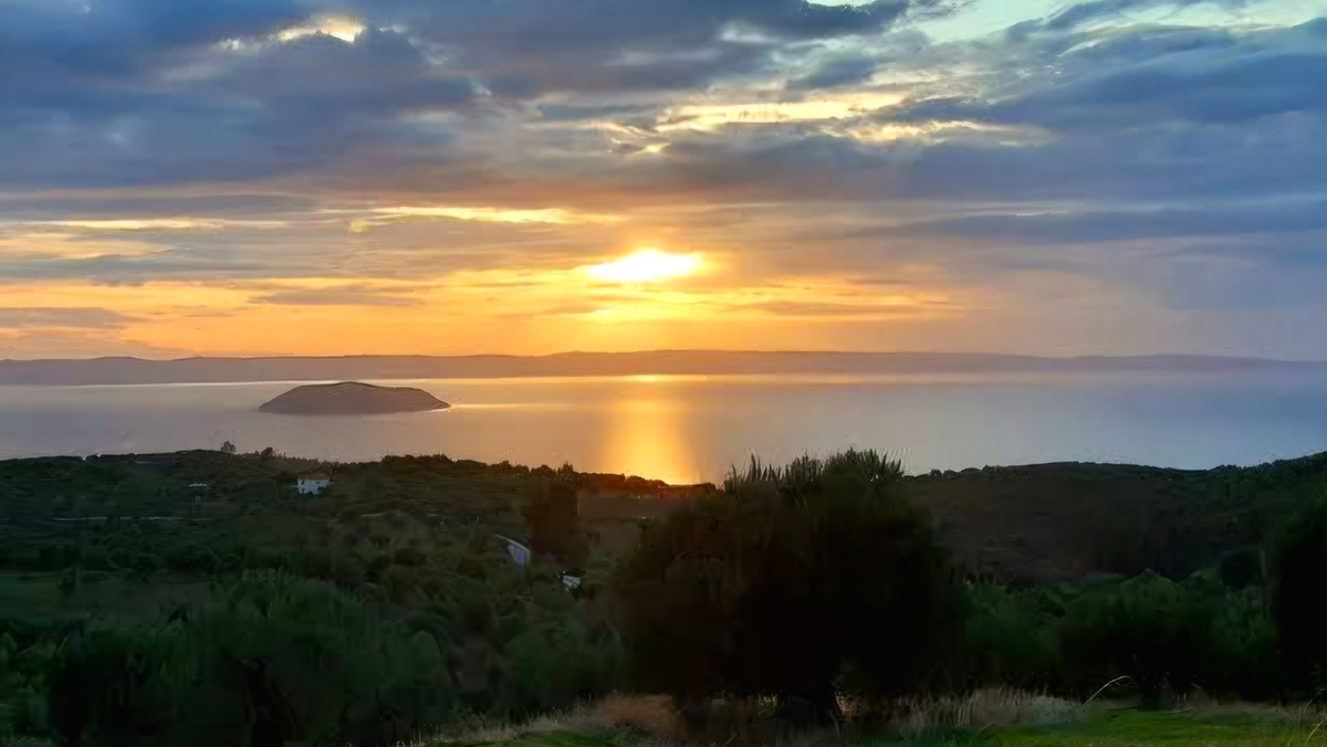 Ο Παρθενώνας της Χαλκιδικής με το ομορφότερο ηλιοβασίλεμα (Βίντεο)