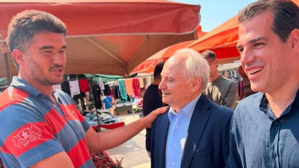 Πλέυρης Ανδριανός παραγωγός λαική