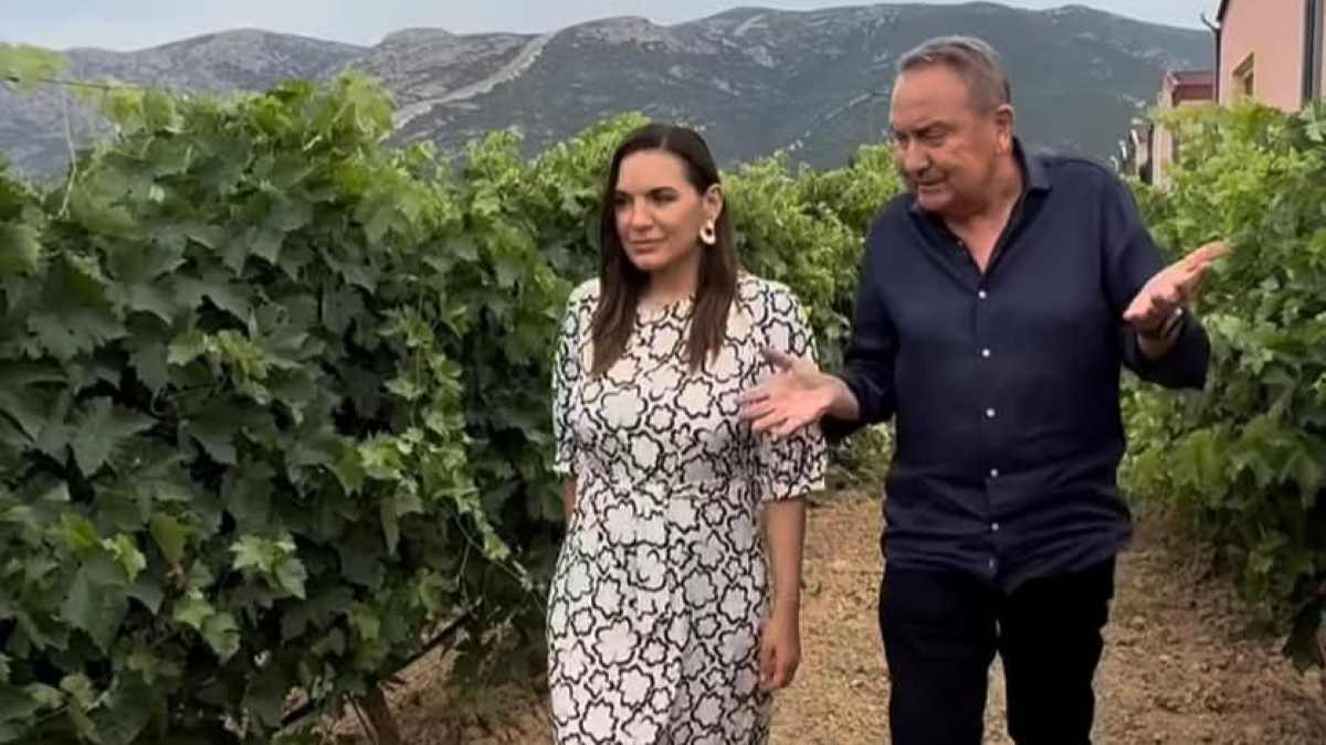Η Όλγα Κεφαλογιάννη «ψηφίζει» Οινοτουρισμό από την καρδιά της Αργολίδας