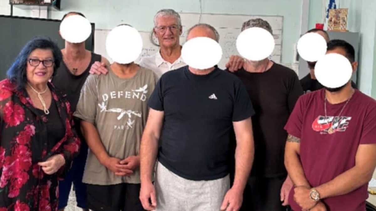 Ναύπλιο: Ο Βαγγέλης Θεοδωρόπουλος συνάντησε κρατούμενους